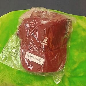 Kangol fashion outdoor cap, embroidered with strap to fit all Humans! Burgundy